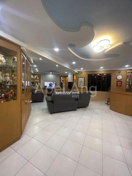 Executive HDB for Sale in  692 Jurong West Central 1 - Image 3
